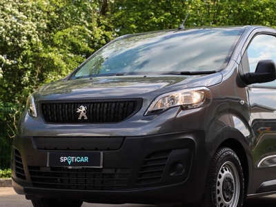 Peugeot Expert e-Expert e 1000 75kWh Professional Premium + Standard Panel
