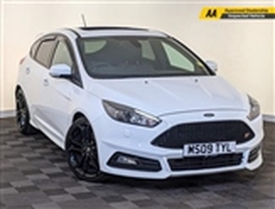 Used Ford Focus 2.0T EcoBoost ST-3 Euro 6 (s/s) 5dr in