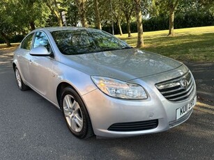 Vauxhall Insignia Hatchback (2011/11)