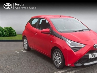 Used Toyota Aygo 1.0 VVT-i X-Play TSS 5dr x-shift in Solihull