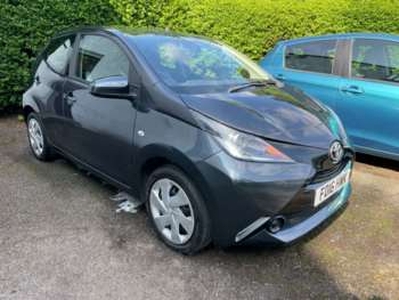 Toyota, Aygo 2015 (65) 1.0 VVT-i X-Play 5dr Automatic, 29,000 miles with fsh,Free road tax, Aircon