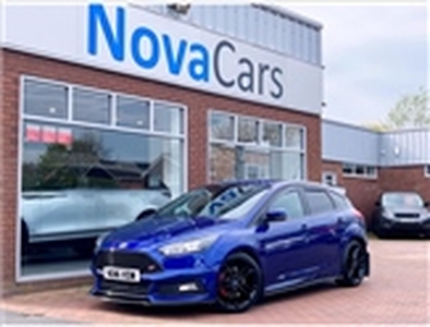 Used 2016 Ford Focus 2.0T EcoBoost ST-2 Euro 6 (s/s) 5dr in Newport