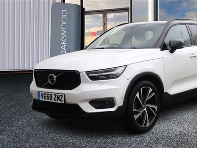 Used Volvo XC40 2.0 D4 R-Design Pro SUV 5dr Diesel Auto AWD Euro 6 (s/s) (190 ps) in Bury
