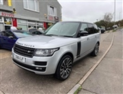 Used 2016 Land Rover Range Rover 4.4 SD V8 Autobiography Auto 4WD Euro 6 (s/s) 5dr in CF819AD