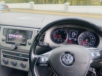 Volkswagen Golf SV (2016/65)