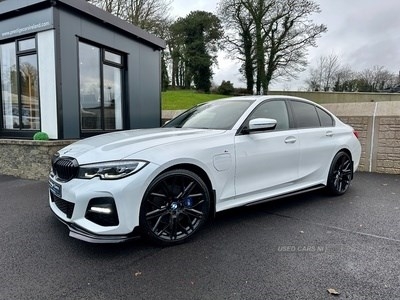 BMW 330e Hybrid (2020/69)