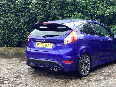 Ford Fiesta ST 1.6 EcoBoost ST-2 3dr