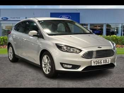 Ford, Focus 2015 (15) 1.6 125 Zetec 5dr Powershift Automatic **ONLY 36000 MILES FROM NEW**