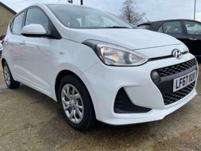 Hyundai, i10 2017 SE **VERY LOW MILEAGE, £20 ROAD TAX, 5 HYUNDAI SERVICES CARRIED OUT** Manua 5-Door