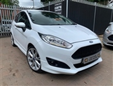 Used 2016 Ford Fiesta 1.0T EcoBoost Zetec S Euro 6 (s/s) 3dr in Hayes