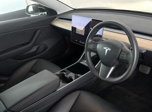 Tesla Model 3 Standard Plus Auto