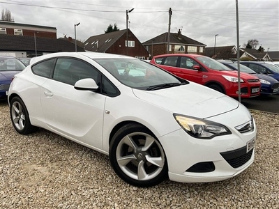 Vauxhall Astra GTC Coupe (2014/64)