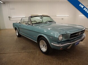 Used Ford Mustang 289 4.7 convertible in Warwick