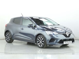 Used Renault Clio 1.0 TCe 90 Iconic 5dr in Peterborough