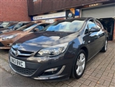 Used 2013 Vauxhall Astra 1.6 16v SRi Auto Euro 5 5dr in Rowland's Castle