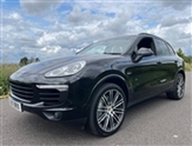 Used 2017 Porsche Cayenne S Platinum Edition Diesel 5dr Tiptronic S in Greater London