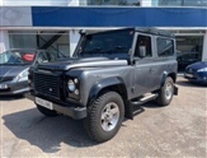 Used 2015 Land Rover Defender Landmark Station Wagon TDCi [2.2] - AIR CON - BLACK ROOF - SIDE RUNNERS in Chalfont St Giles