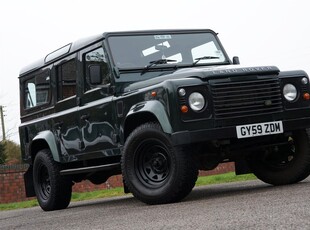 Land Rover Defender 110 SW, 2.4 TDCi, 7 Seats, 44k miles, 1 Former Owner, Keswick Green, Tow Bar, Side Runners.