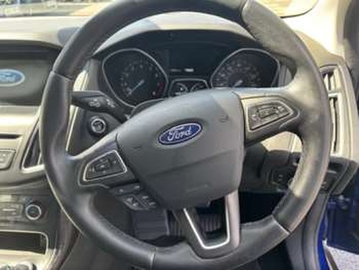 Ford, Focus 2015 (64) 1.6 TITANIUM 5d 124 BHP 5-Door