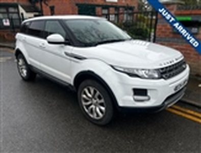 Used 2014 Land Rover Range Rover Evoque 2.2 SD4 PURE 5d 190 BHP in Chapel-en-le-Frith