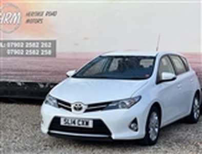 Used 2014 Toyota Auris 1.33 Dual VVT-i Icon Euro 5 (s/s) 5dr in Batley