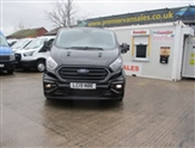 Used 2019 Ford Transit Custom 2.0 320 LIMITED DCIV 170 BHP ONE OFF RARE GT EDITION 6 SEAT CREW CAB AUTOMATIC L.W.B in Stockport