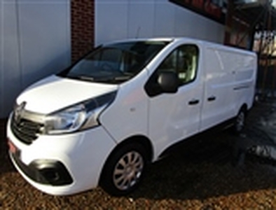 Used 2019 Renault Trafic LL29 LWB L2 BUSINESS PLUS ENERGY AIR CON FULL SERVICE HISTORY EURO 6 / ULEZ COMPLIANT in Angmering