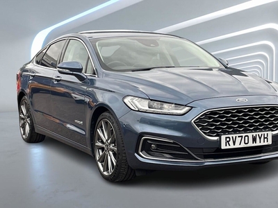 Ford Mondeo Saloon (2020/70)