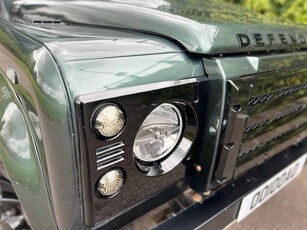 Land Rover 110 Defender 2.4 TDCi XS Double Cab Pickup 4dr Diesel Manual 4WD Euro 4 (122 bhp)