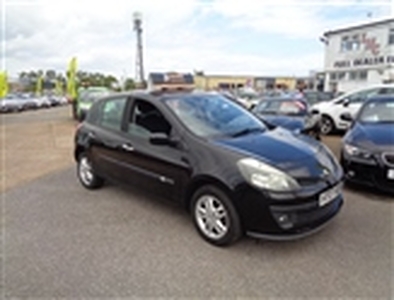Used 2007 Renault Clio 1.4 16V Dynamique 5dr in South East