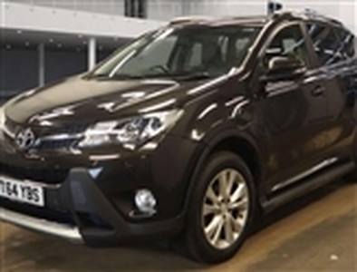 Used 2014 Toyota RAV 4 2.2 D-4D Invincible 4WD Euro 5 5dr in Wokingham