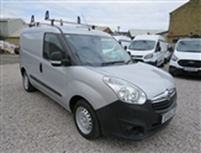 Used 2016 Vauxhall Combo 2000 1.3 CDTI S/S ECOFLEX 90 BHP L1 H1 VAN WITH QUALITY LADDER RACK AND ROLLER, in Huddersfield