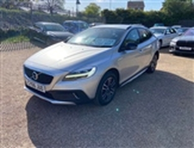 Used 2016 Volvo V40 D2 CROSS COUNTRY in Worksop