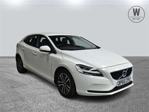 Used Volvo V40 D2 [120] Momentum 5dr in Wallasey