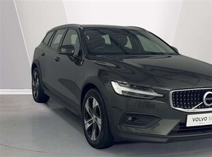 Used Volvo V60 2.0 B5P Cross Country 5dr AWD Auto in Swindon