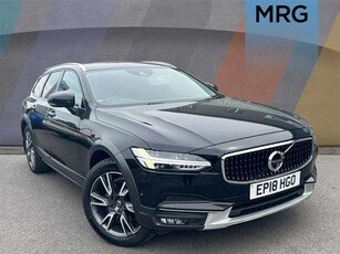 Used Volvo V90 2.0 D4 Cross Country Pro 5dr AWD Geartronic in Chippenham