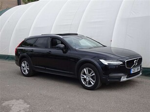 Used Volvo V90 2.0 D4 Cross Country Pro 5dr AWD Geartronic in Peterborough