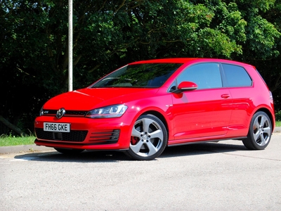 VW Golf GTI 2.0 TSI 3-Door - 2 Owners - 57,800 miles - Discover Sat Nav, Xenons, Cruise, Privacy Glass, Heated Seats - FSH - Red