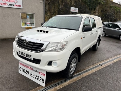 Used Toyota Hilux 2.5 HL2 4X4 D-4D DCB 142 BHP**FSH 10 STAMPS**VERY LOW MILEAGE** in Matlock