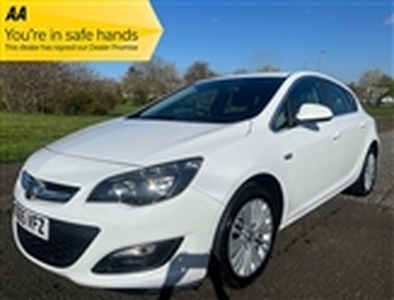 Used 2015 Vauxhall Astra 1.4 EXCITE 5d 98 BHP in Motherwell