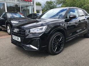 Audi Q2 Black Edition 30 TFSI 110 PS 6-speed