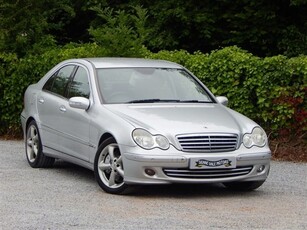 Mercedes-Benz C-Class Saloon (2006/56)