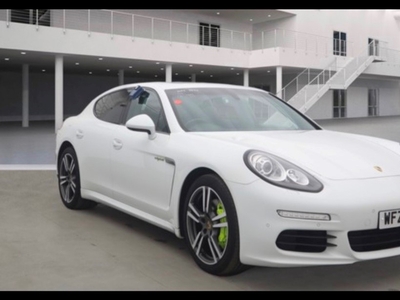 Porsche Panamera 3.0 (416ps) S E-Hybrid Hatchback 5d 2995cc Tiptronic S ONE OWNER