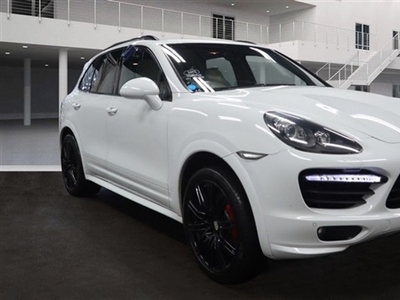 Used Porsche Cayenne 4.8 V8 TURBO TIPTRONIC S 5d 500 BHP in Bedford