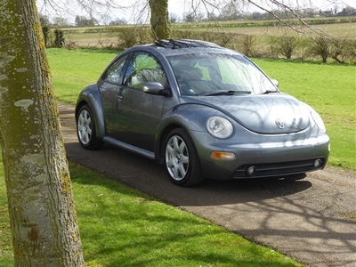 Volkswagen Beetle Hatchback (2004/54)