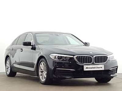 BMW, 5 Series 2019 2.0 520D SE TOURING 5d 188 BHP Heated Seats, Park Distance Control, LED Hea 5-Door