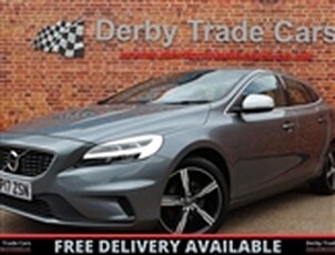 Used 2017 Volvo V40 2.0 T2 R-DESIGN 5d 120 BHP in Derbyshire