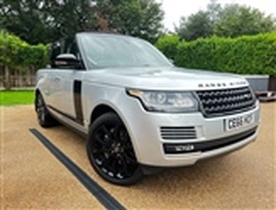 Used 2016 Land Rover Range Rover SDV8 VOGUE SE in Ashford