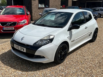 Used 2010 Renault Clio 2.0 RENAULTSPORT 3d 197 BHP in Lincolnshire