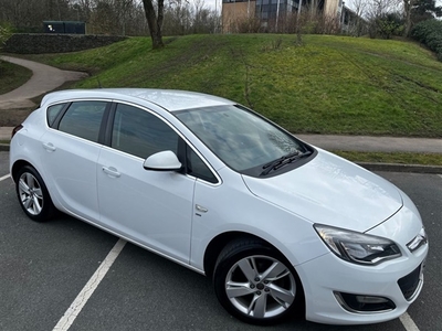 Used 2014 Vauxhall Astra 1.6 SRI 5d 113 BHP in Rochdale